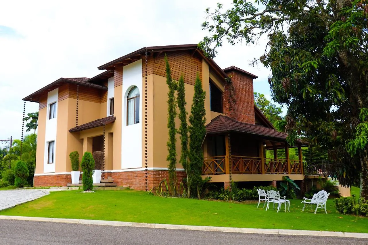 Vista Del Campo Country Club & Villas Jarabacoa