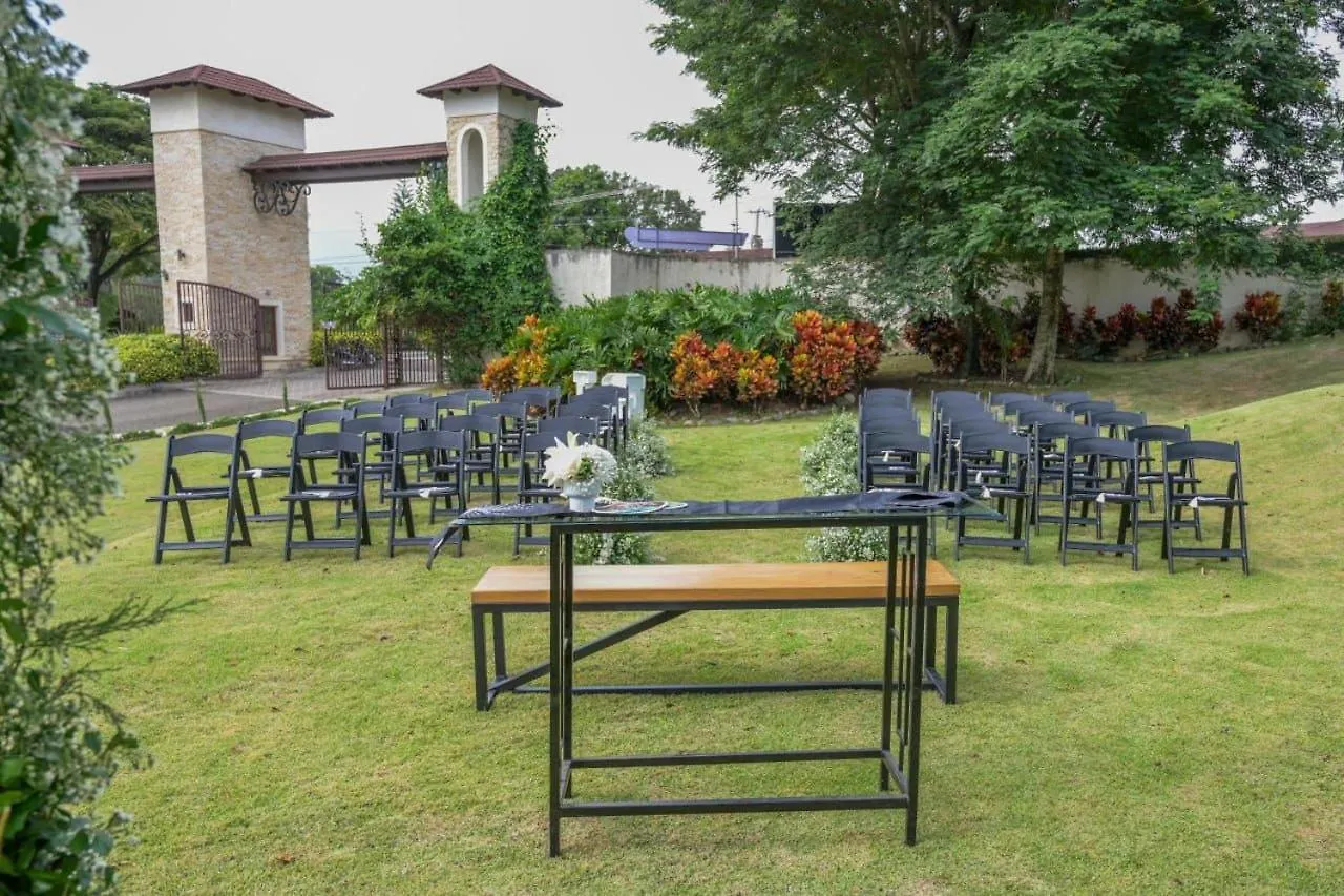 Vista Del Campo Country Club & Villas Jarabacoa 0*,
